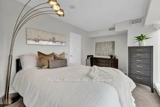 210, Victoria, Church-Yonge Corridor, Toronto