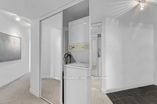 210, Victoria, Church-Yonge Corridor, Toronto