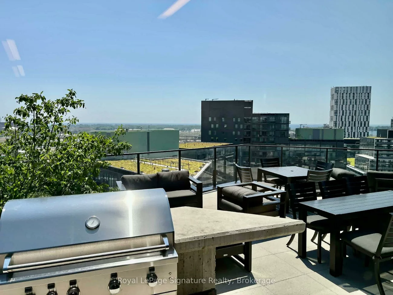 21, Lawren Harris, Waterfront Communities C8, Toronto