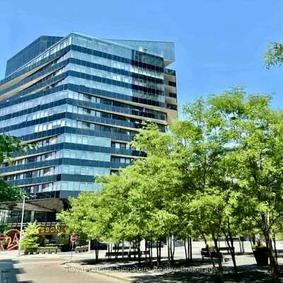 21, Lawren Harris, Waterfront Communities C8, Toronto