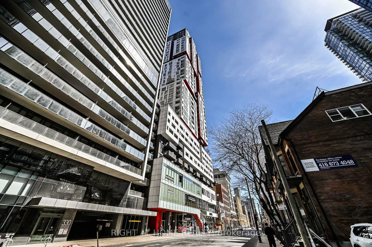 318, Richmond, Waterfront Communities C1, Toronto