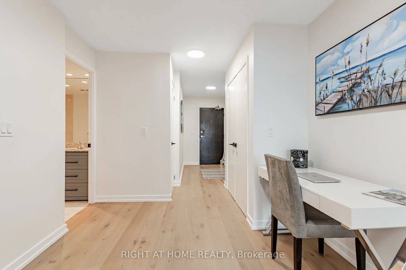 8, Park, Annex, Toronto