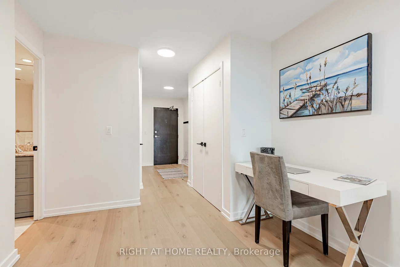 8, Park, Annex, Toronto