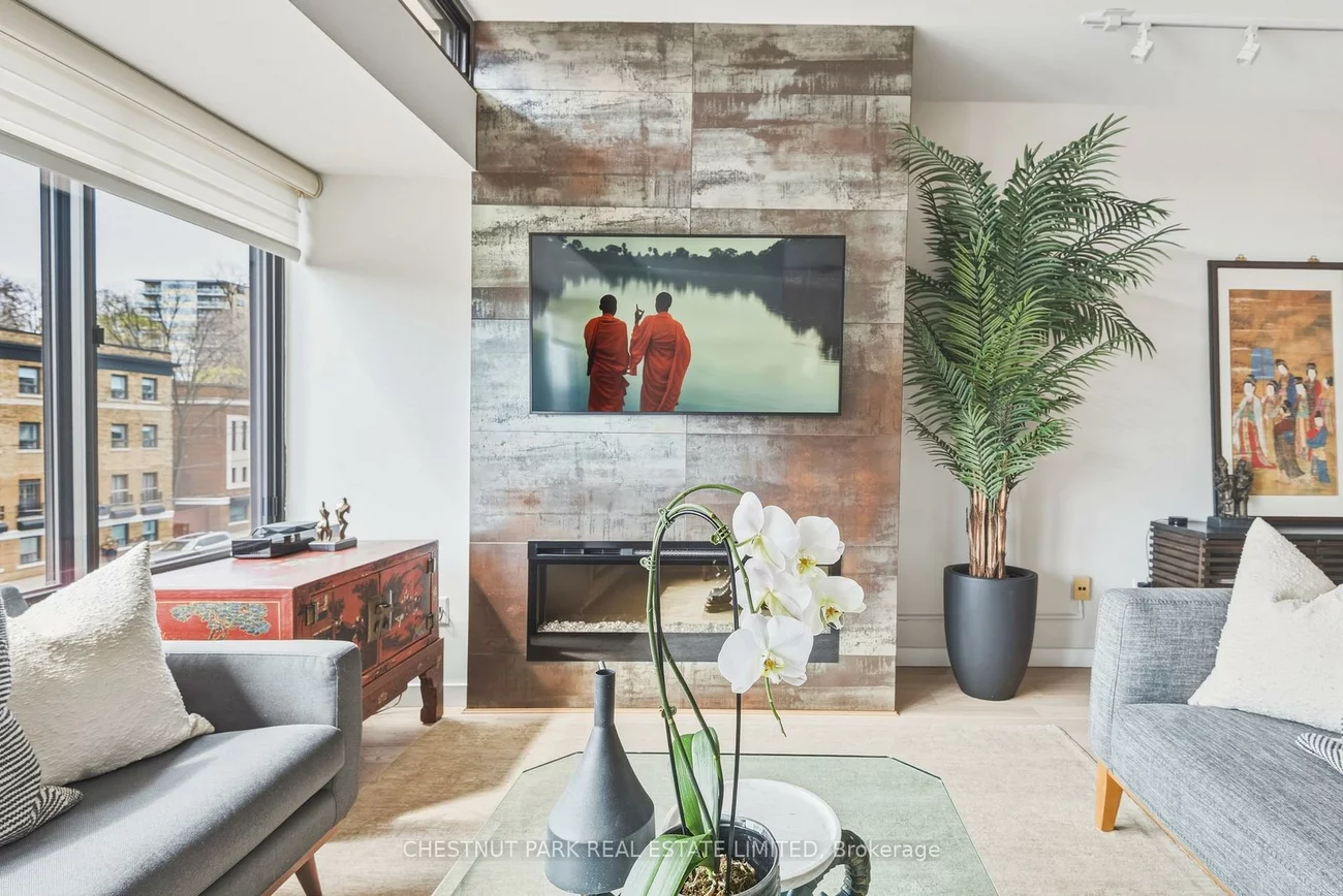 40, Oaklands, Yonge-St. Clair, Toronto