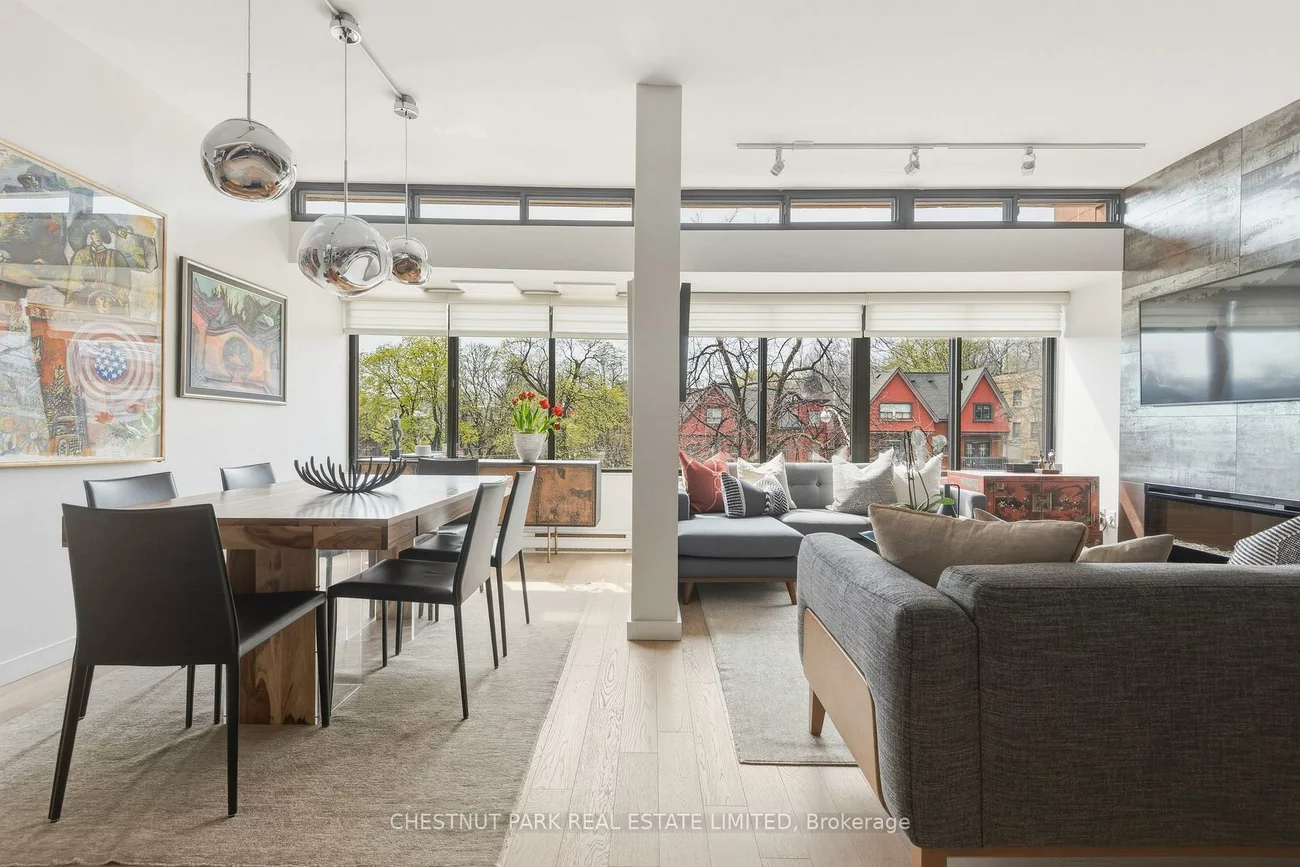 40, Oaklands, Yonge-St. Clair, Toronto