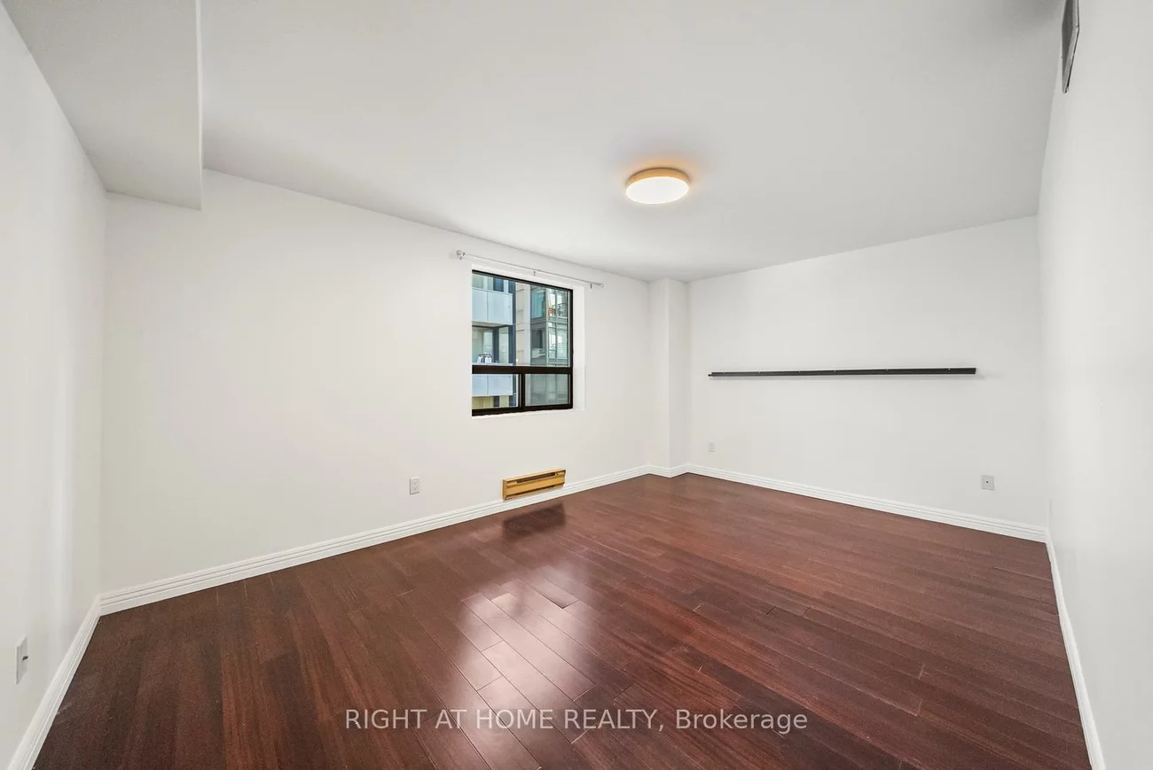 19, Dundonald, Church-Yonge Corridor, Toronto
