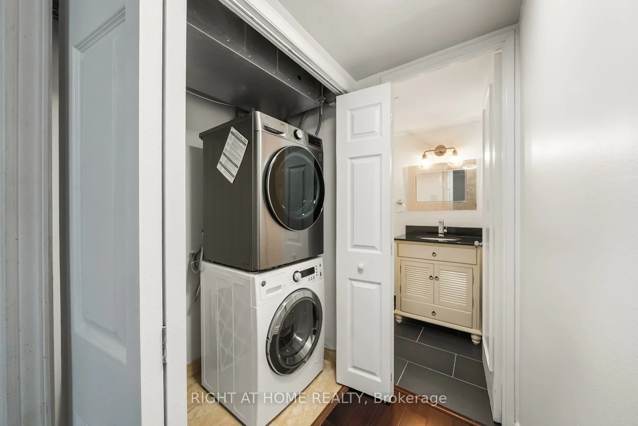 19, Dundonald, Church-Yonge Corridor, Toronto