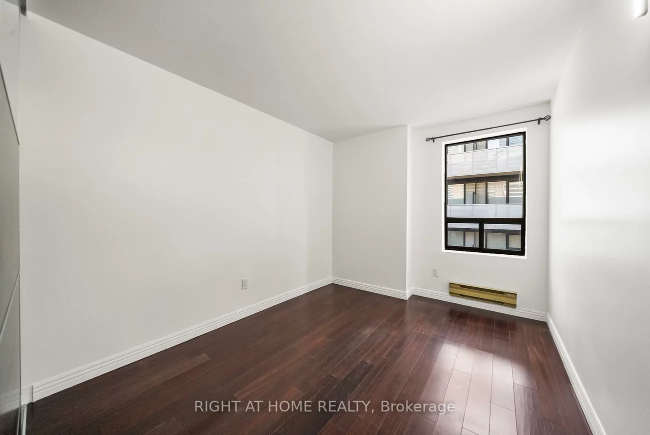 19, Dundonald, Church-Yonge Corridor, Toronto