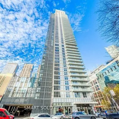 300, Front, Waterfront Communities C1, Toronto