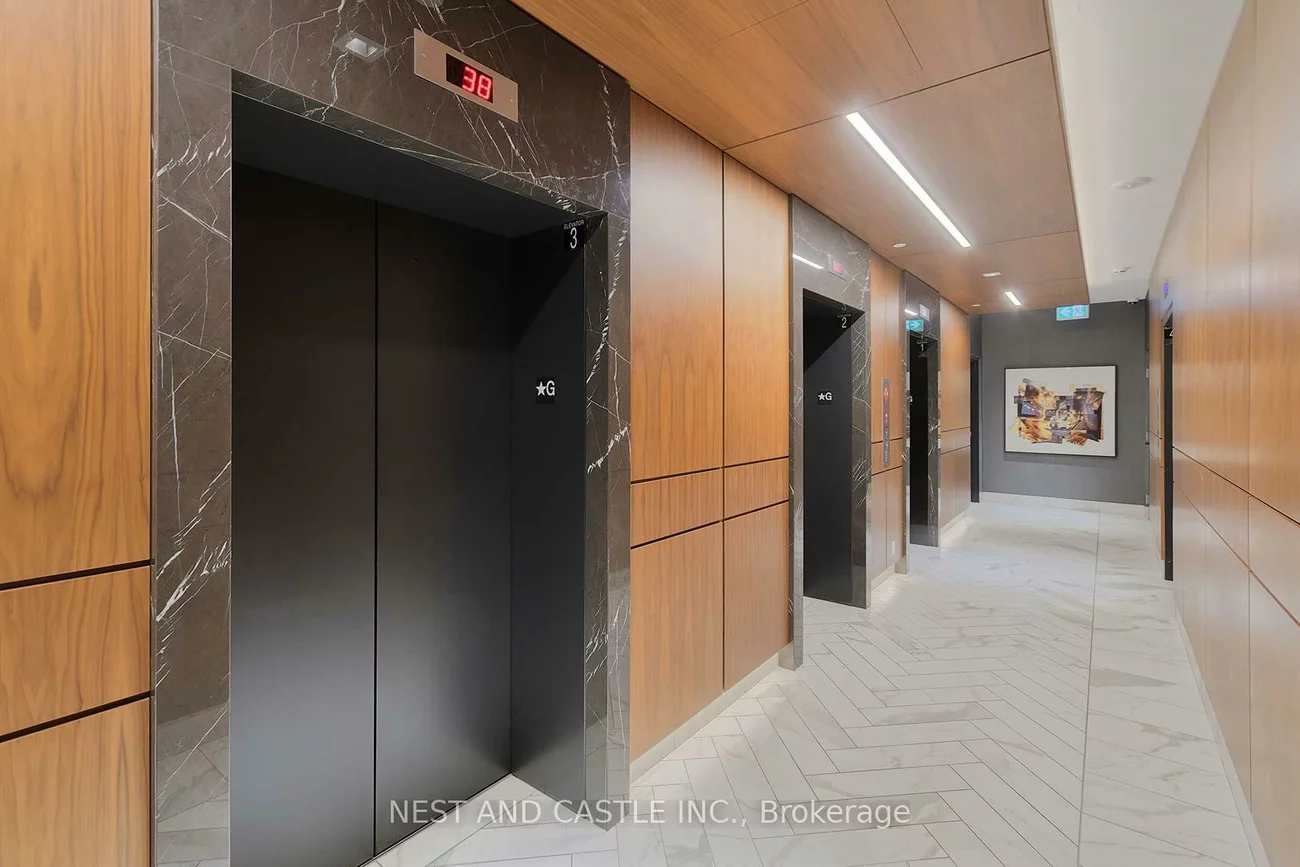 327, King, Waterfront Communities C1, Toronto