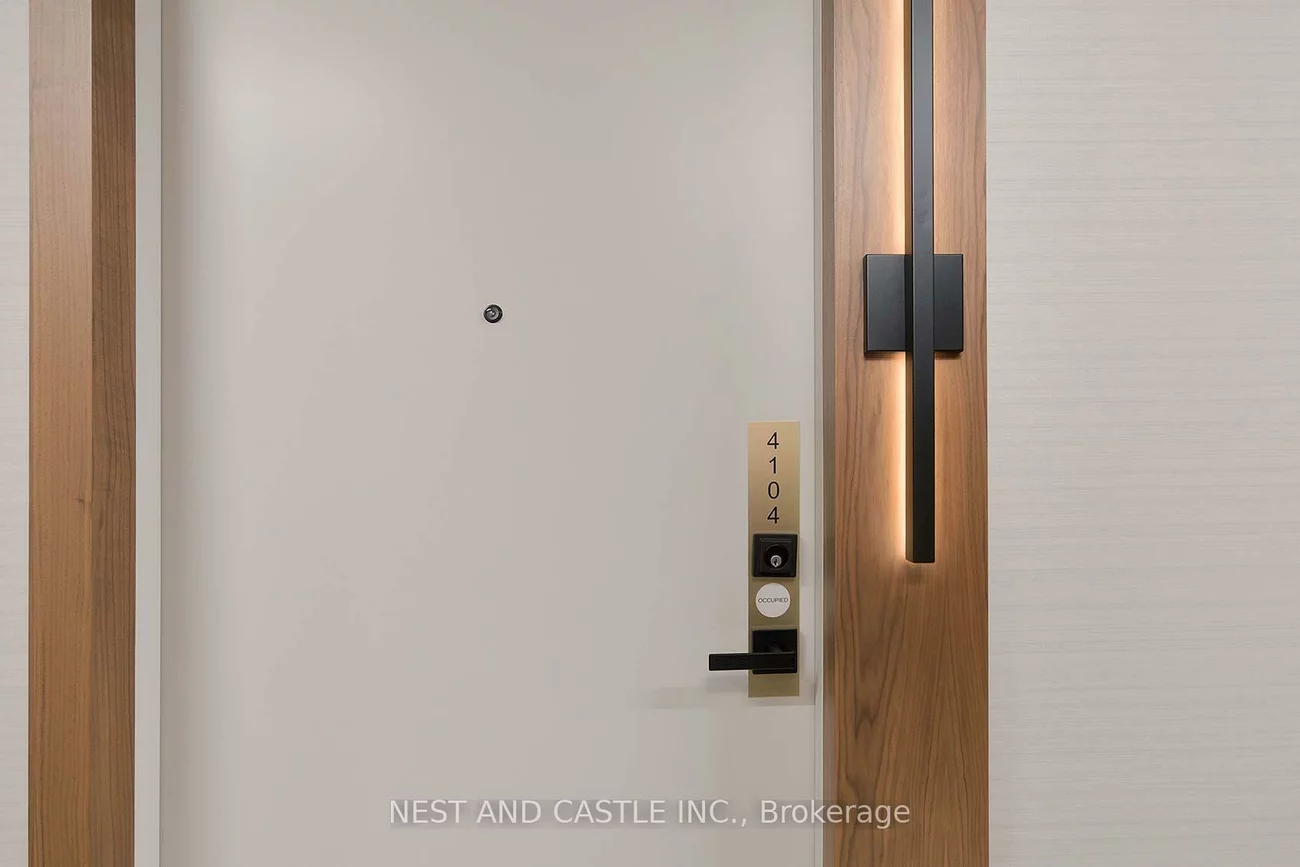 327, King, Waterfront Communities C1, Toronto