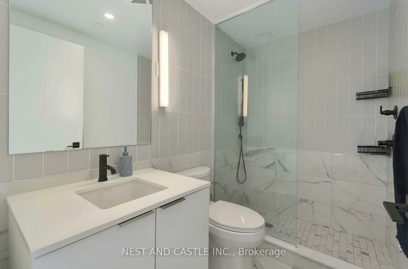 327, King, Waterfront Communities C1, Toronto