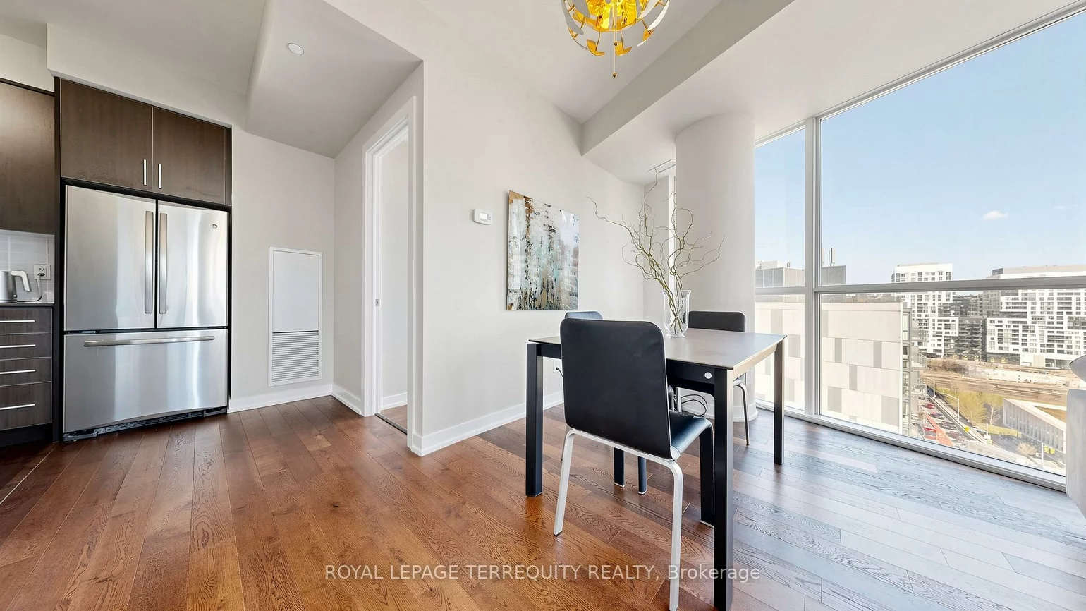 20, Bruyeres, Niagara, Toronto