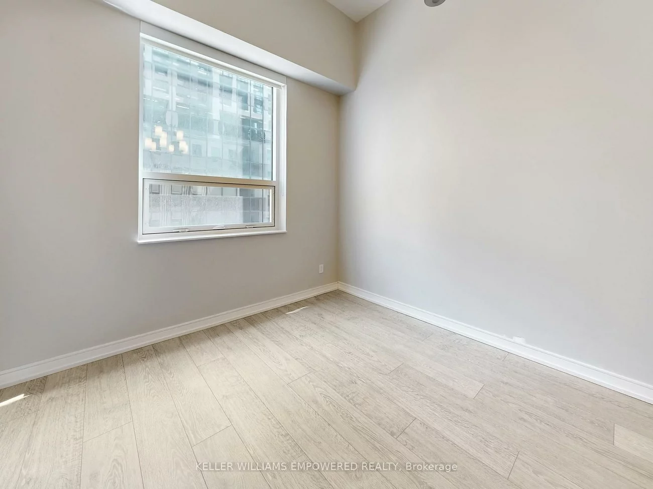 88, Scott, Church-Yonge Corridor, Toronto