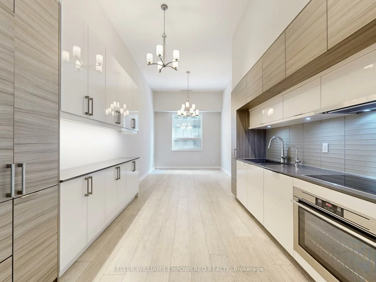 88, Scott, Church-Yonge Corridor, Toronto