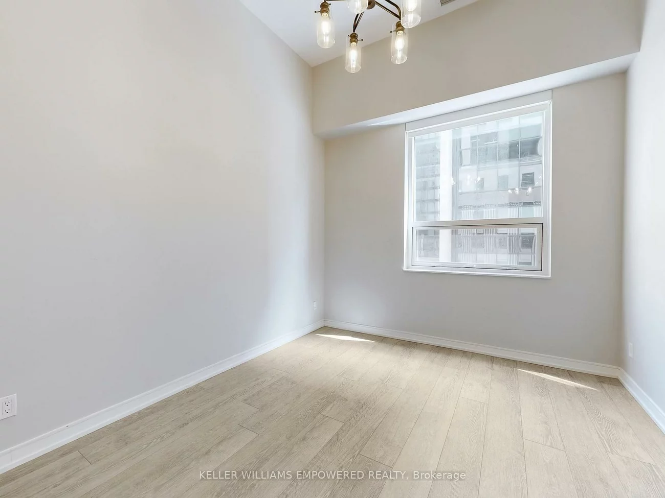 88, Scott, Church-Yonge Corridor, Toronto