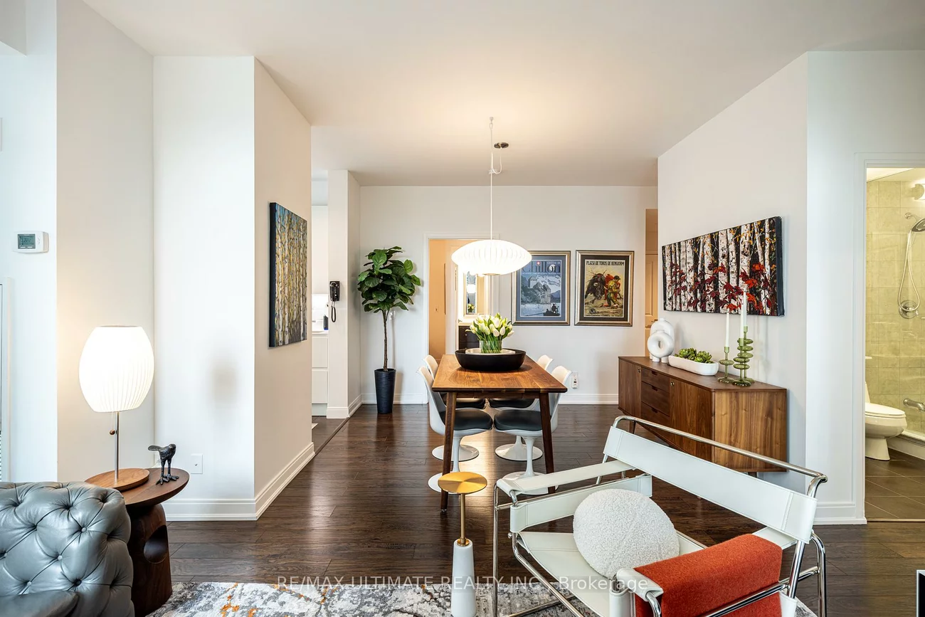 88, Broadway, Mount Pleasant West, Toronto
