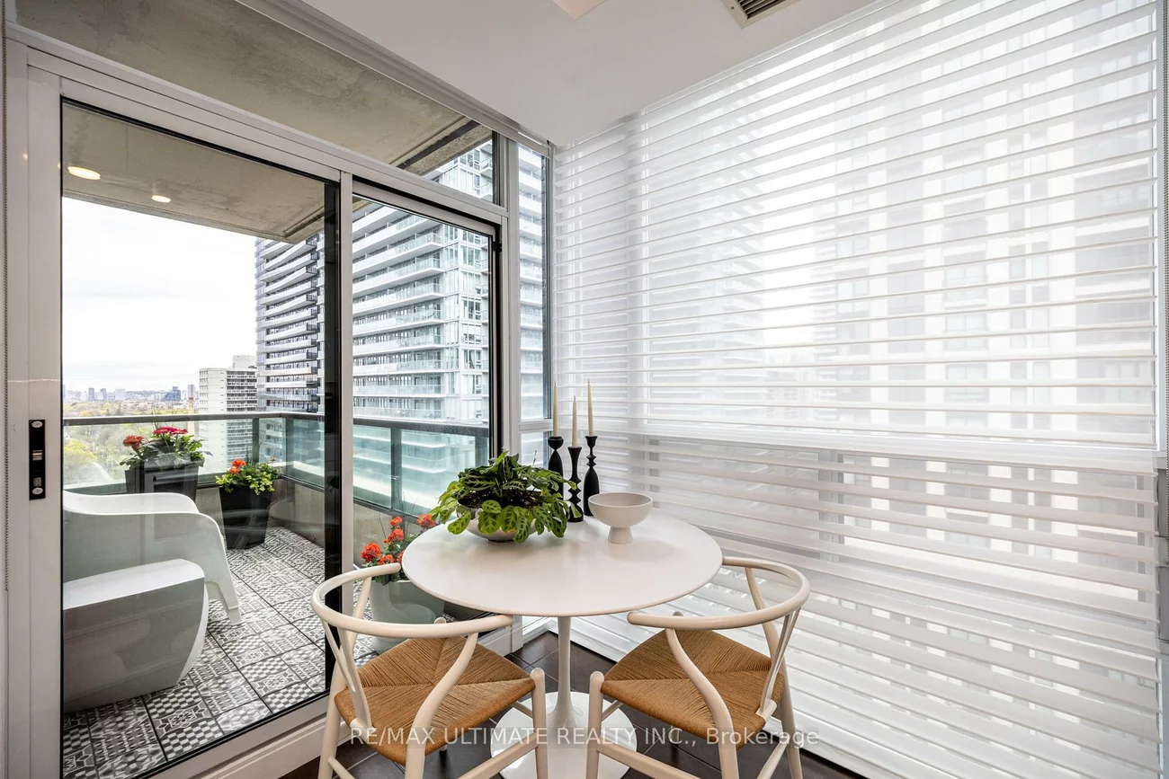 88, Broadway, Mount Pleasant West, Toronto