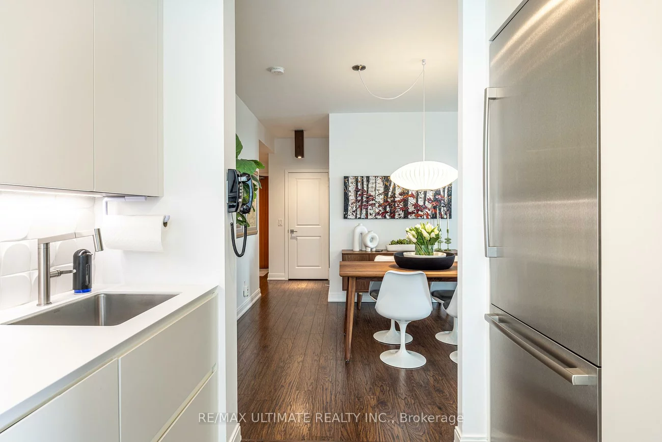 88, Broadway, Mount Pleasant West, Toronto