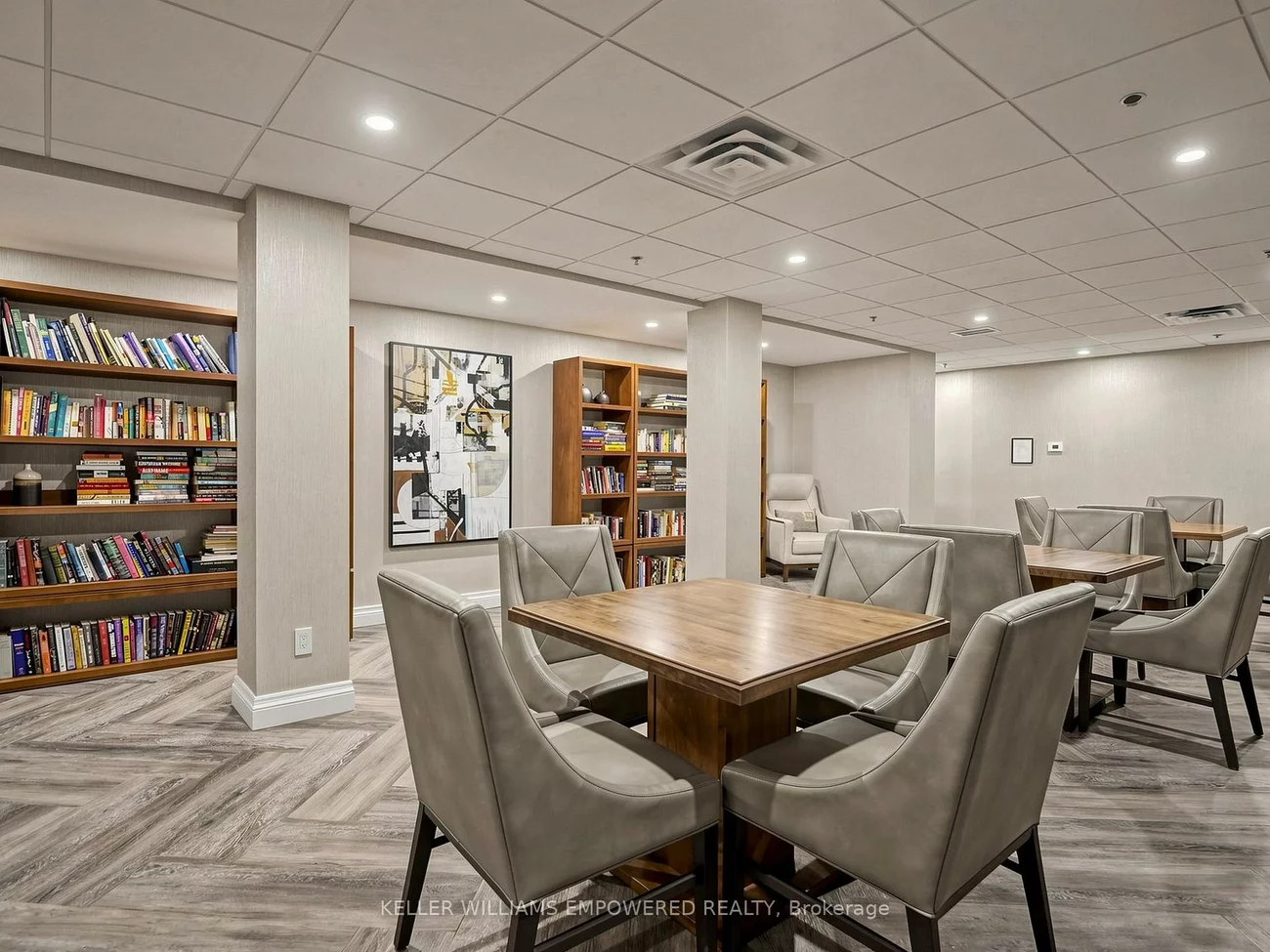 1, Leaside Park, Leaside, Toronto