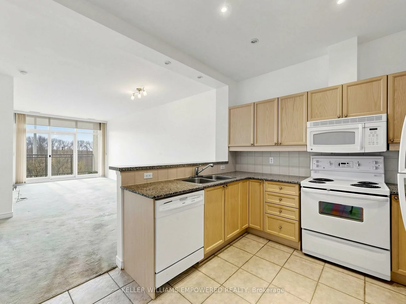 1, Leaside Park, Leaside, Toronto