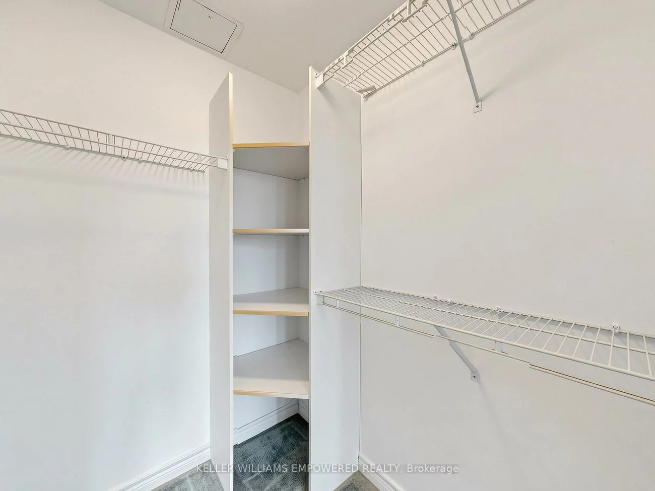 1, Leaside Park, Leaside, Toronto