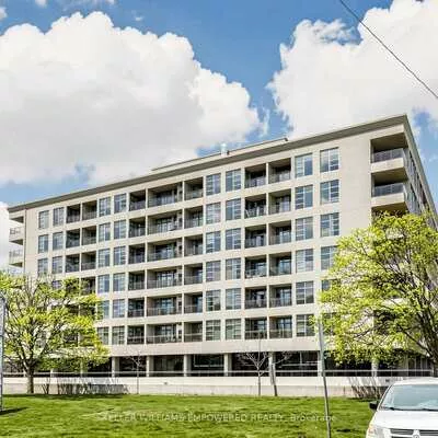 1, Leaside Park, Leaside, Toronto