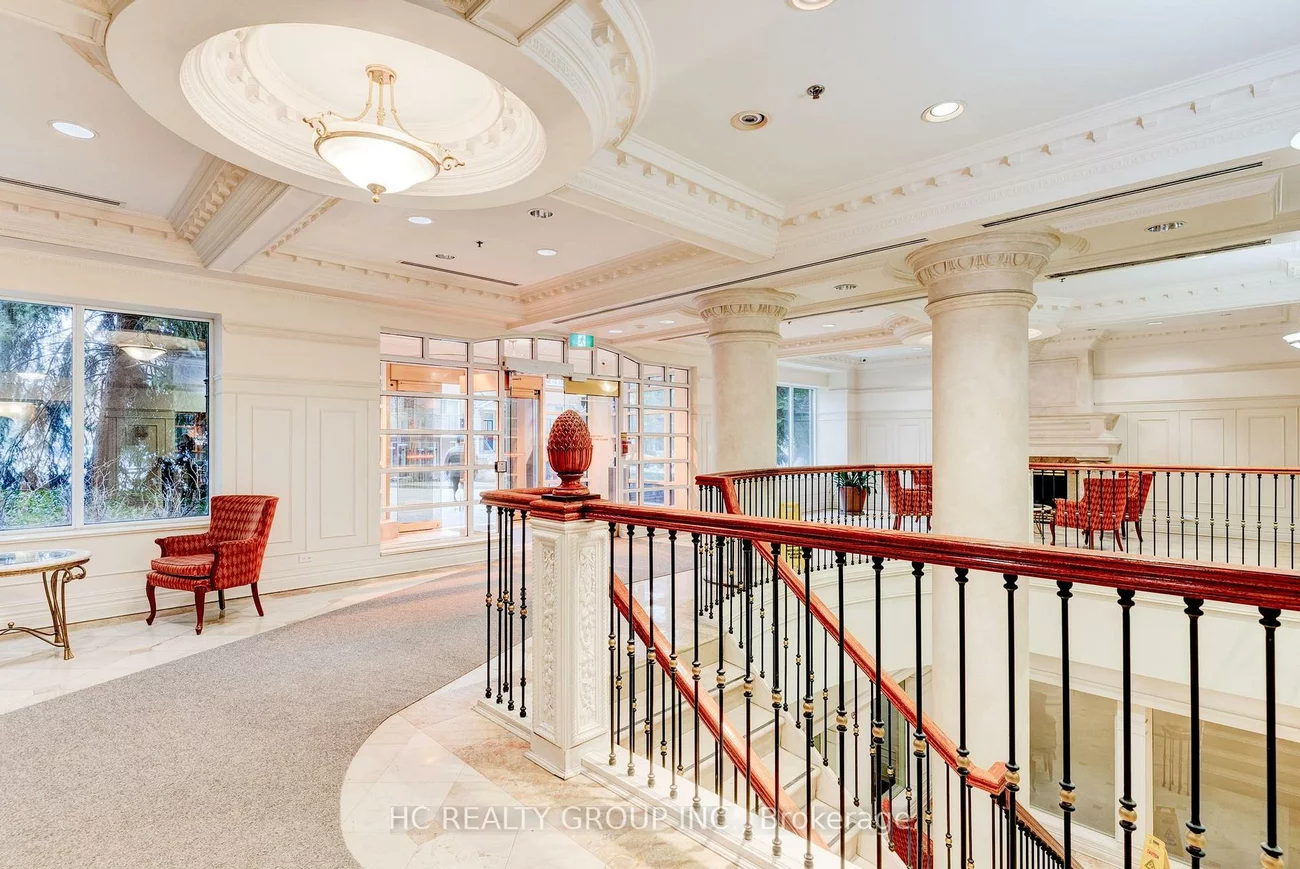 18, Sommerset, Willowdale East, Toronto