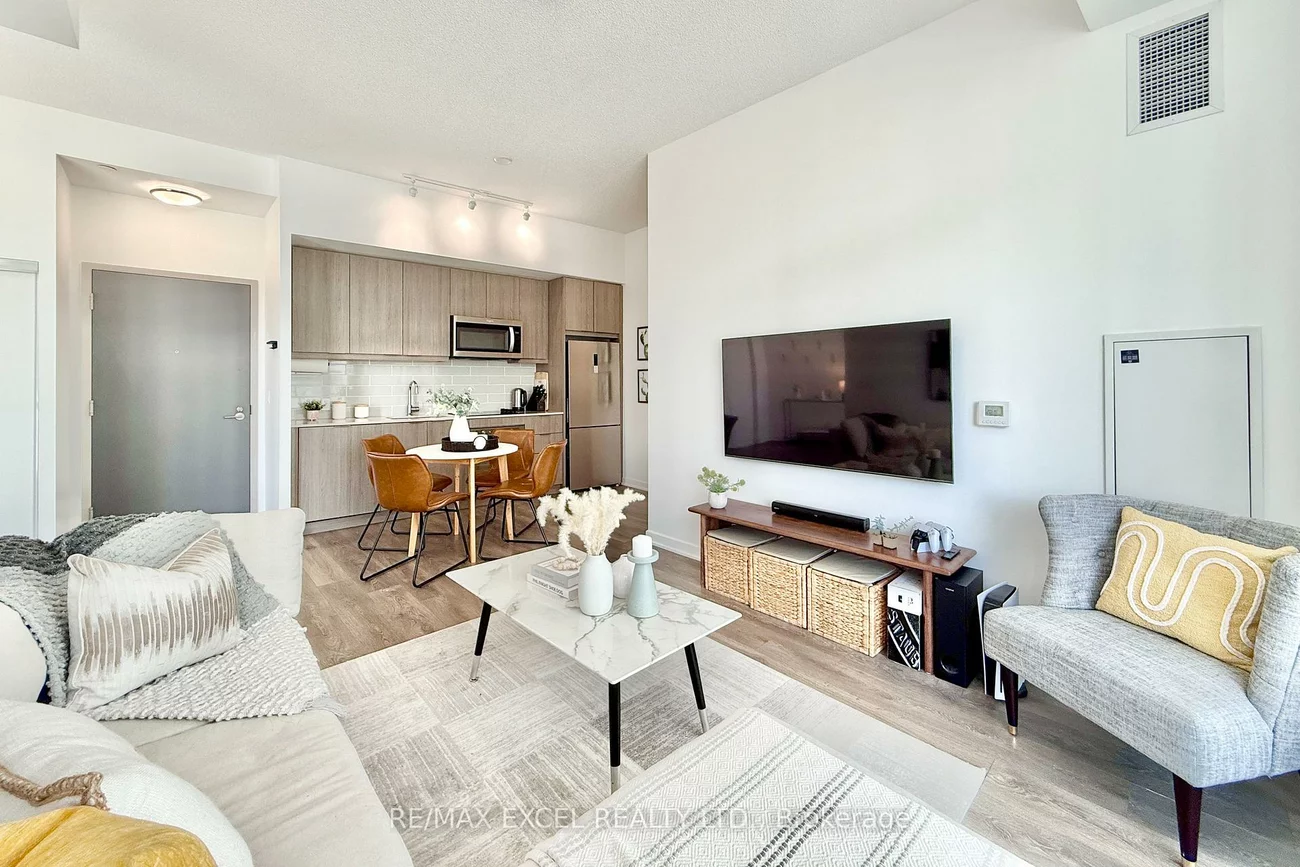 38, Forest Manor, Henry Farm, Toronto