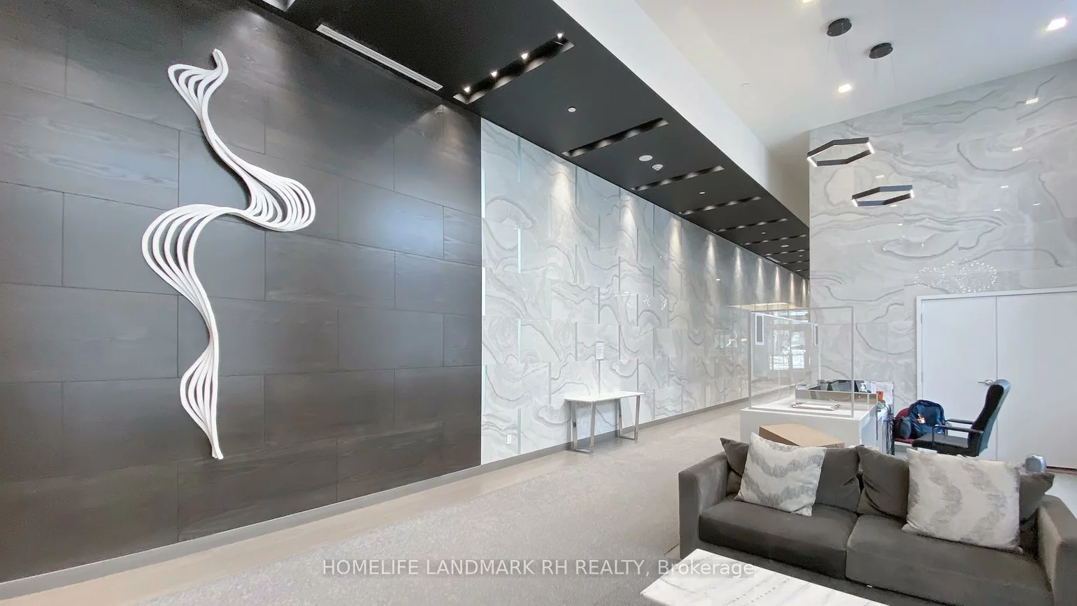 5180, Yonge, Willowdale West, Toronto