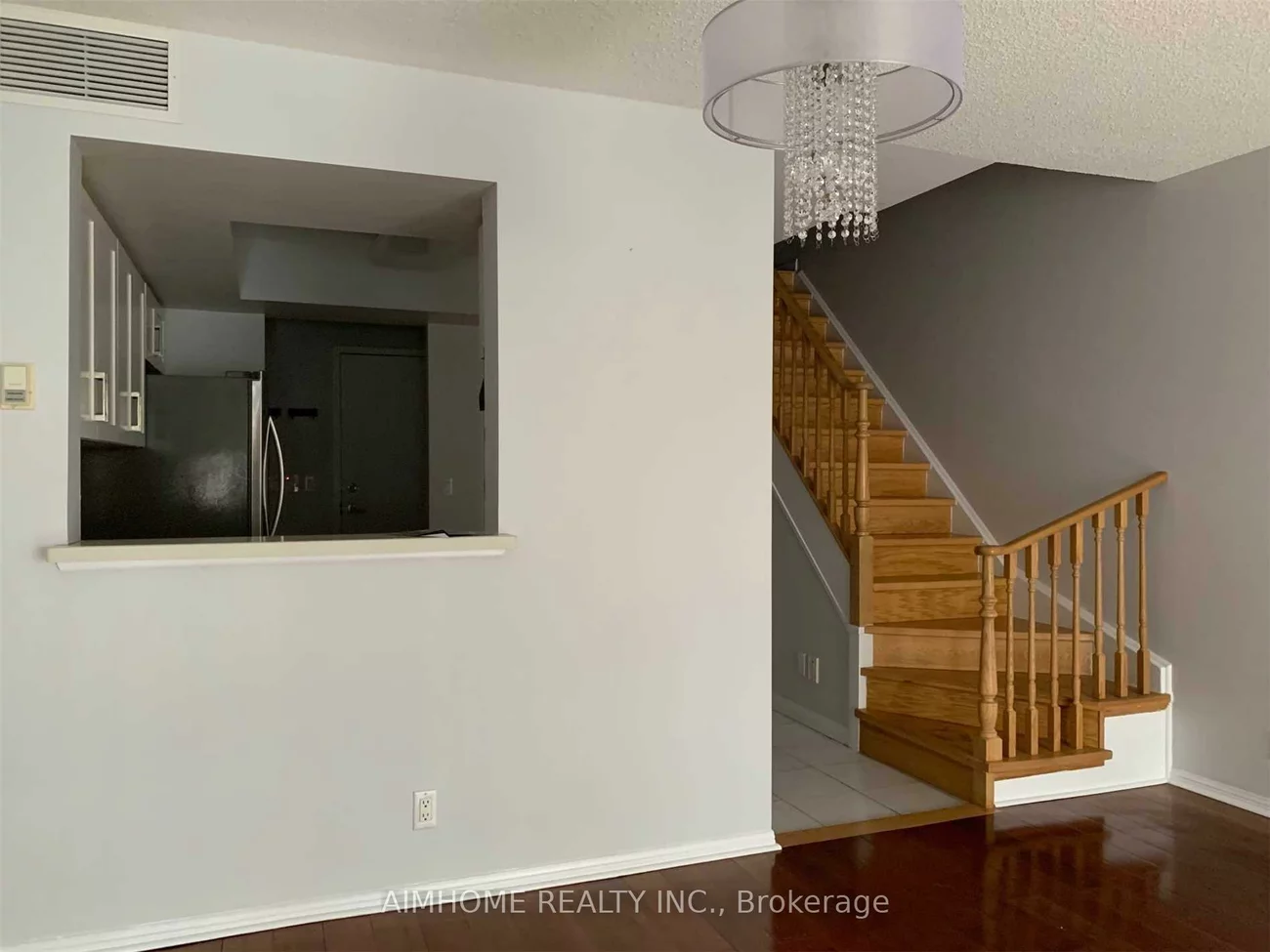 28, Sommerset, Willowdale East, Toronto