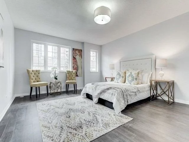 28, Sommerset, Willowdale East, Toronto