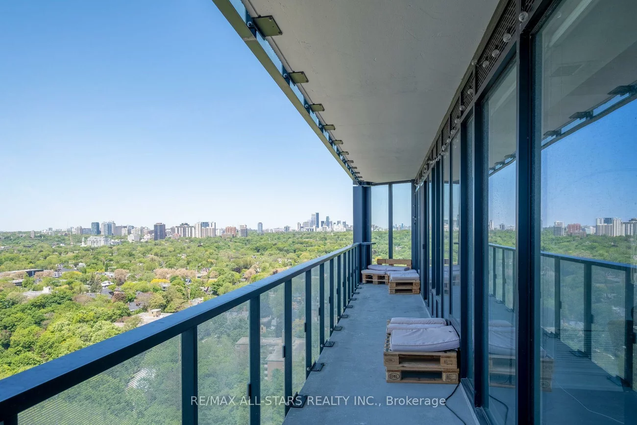 575, Bloor, North St. James Town, Toronto
