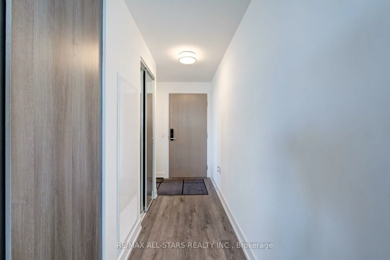 575, Bloor, North St. James Town, Toronto
