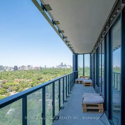 575, Bloor, North St. James Town, Toronto