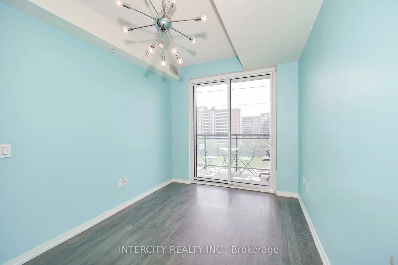 3237, Bayview, Bayview Village, Toronto