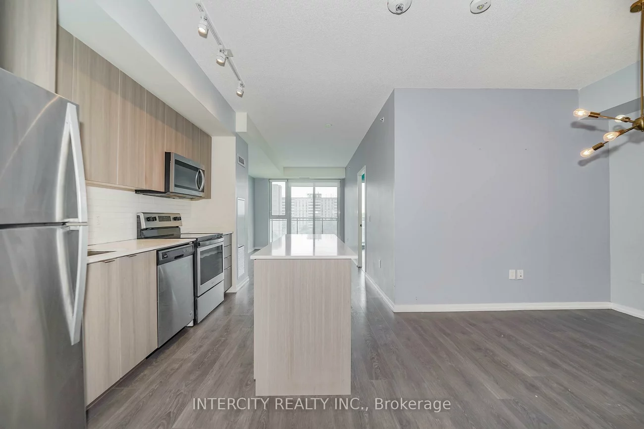 3237, Bayview, Bayview Village, Toronto