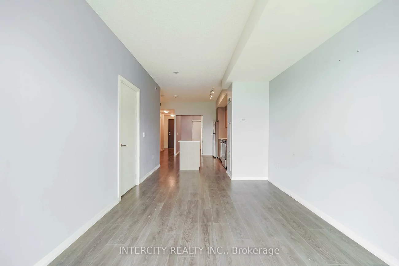 3237, Bayview, Bayview Village, Toronto
