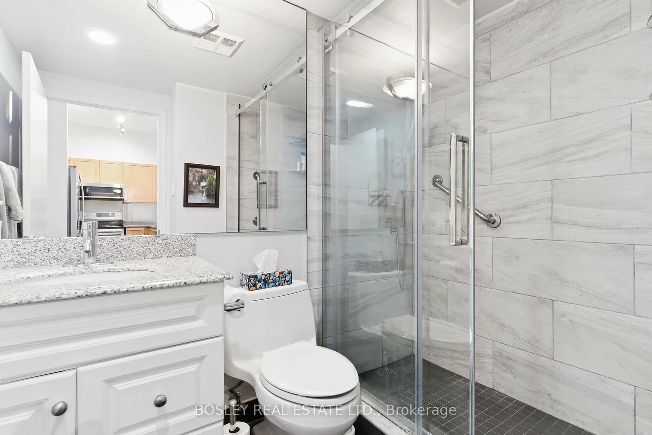 600, Queens Quay West, Waterfront Communities C1, Toronto
