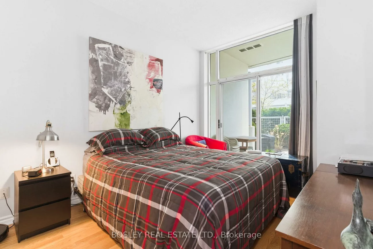 600, Queens Quay West, Waterfront Communities C1, Toronto