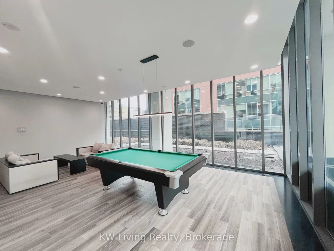 33, Charles, Church-Yonge Corridor, Toronto