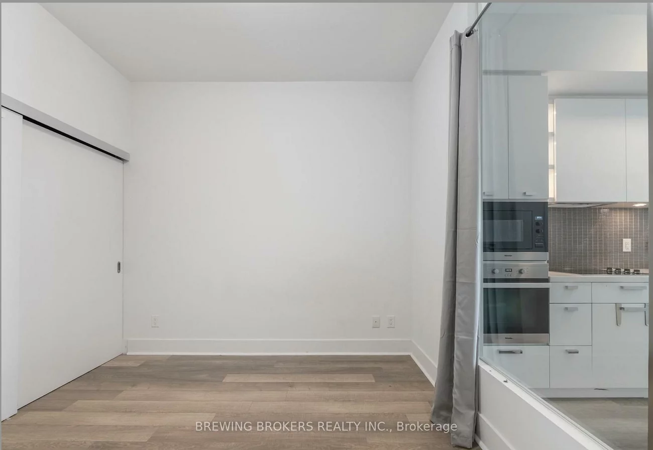 32, Davenport, Annex, Toronto