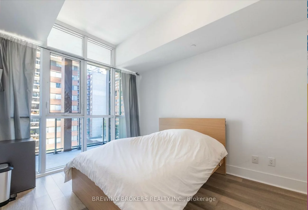 32, Davenport, Annex, Toronto