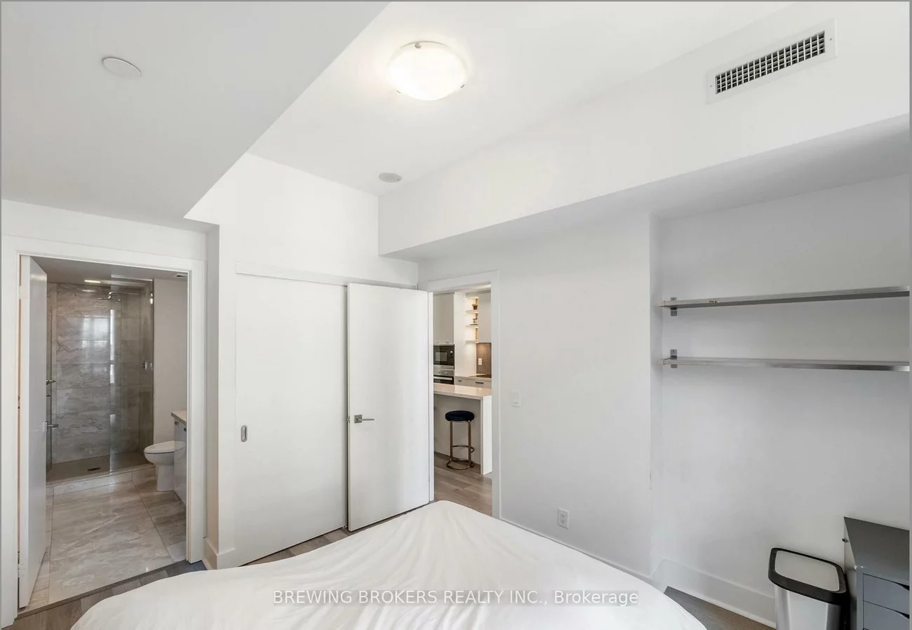 32, Davenport, Annex, Toronto