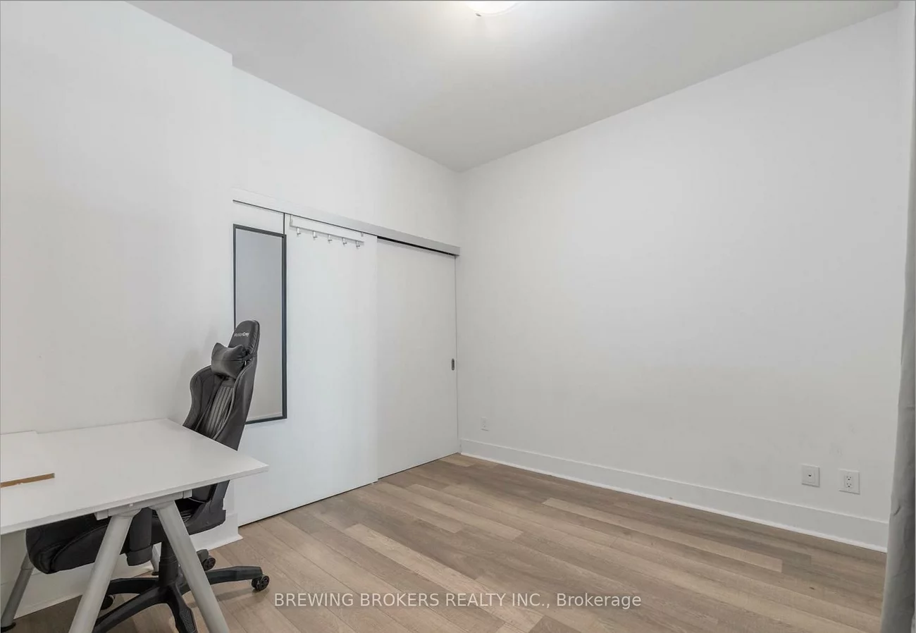 32, Davenport, Annex, Toronto