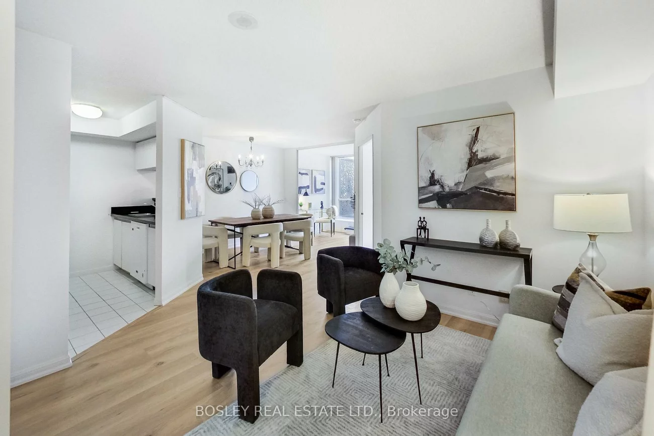 24, Wellesley, Bay Street Corridor, Toronto