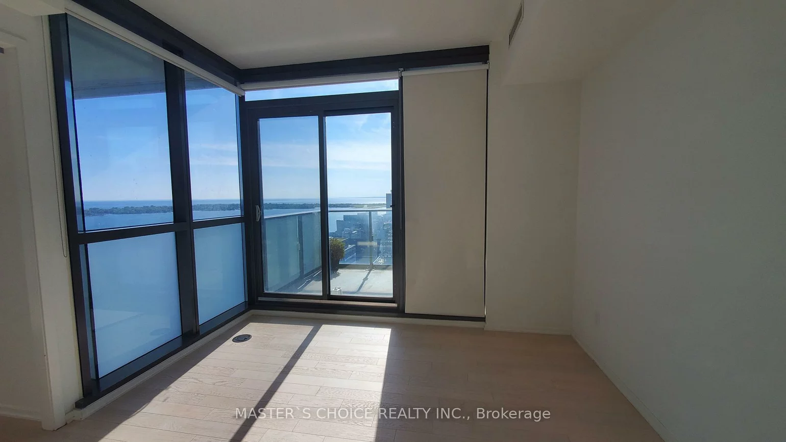 16, Bonnycastle, Waterfront Communities C8, Toronto