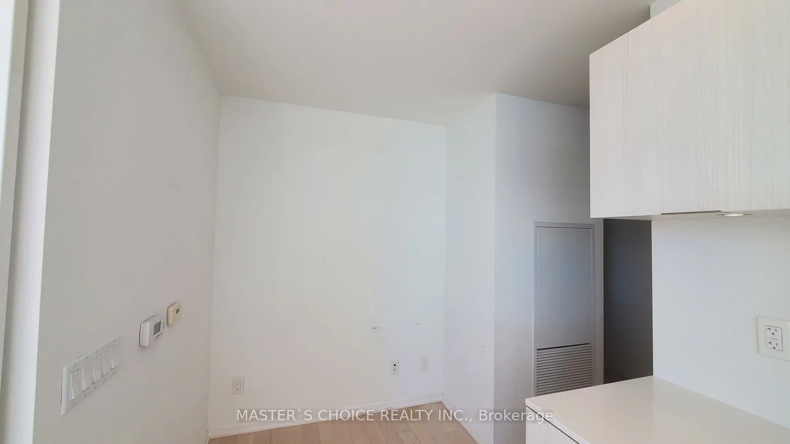 16, Bonnycastle, Waterfront Communities C8, Toronto