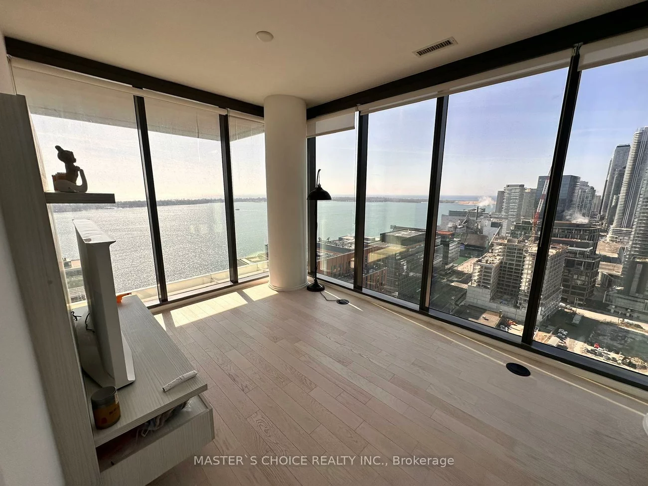 16, Bonnycastle, Waterfront Communities C8, Toronto