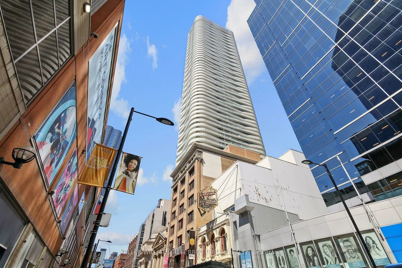 197, Yonge, Church-Yonge Corridor, Toronto